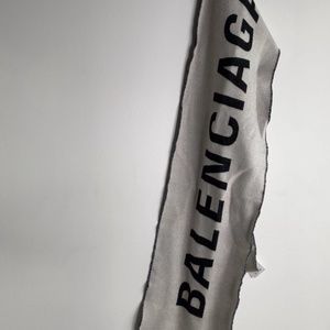 Balenciaga jacquard logo scarf black and white extra long